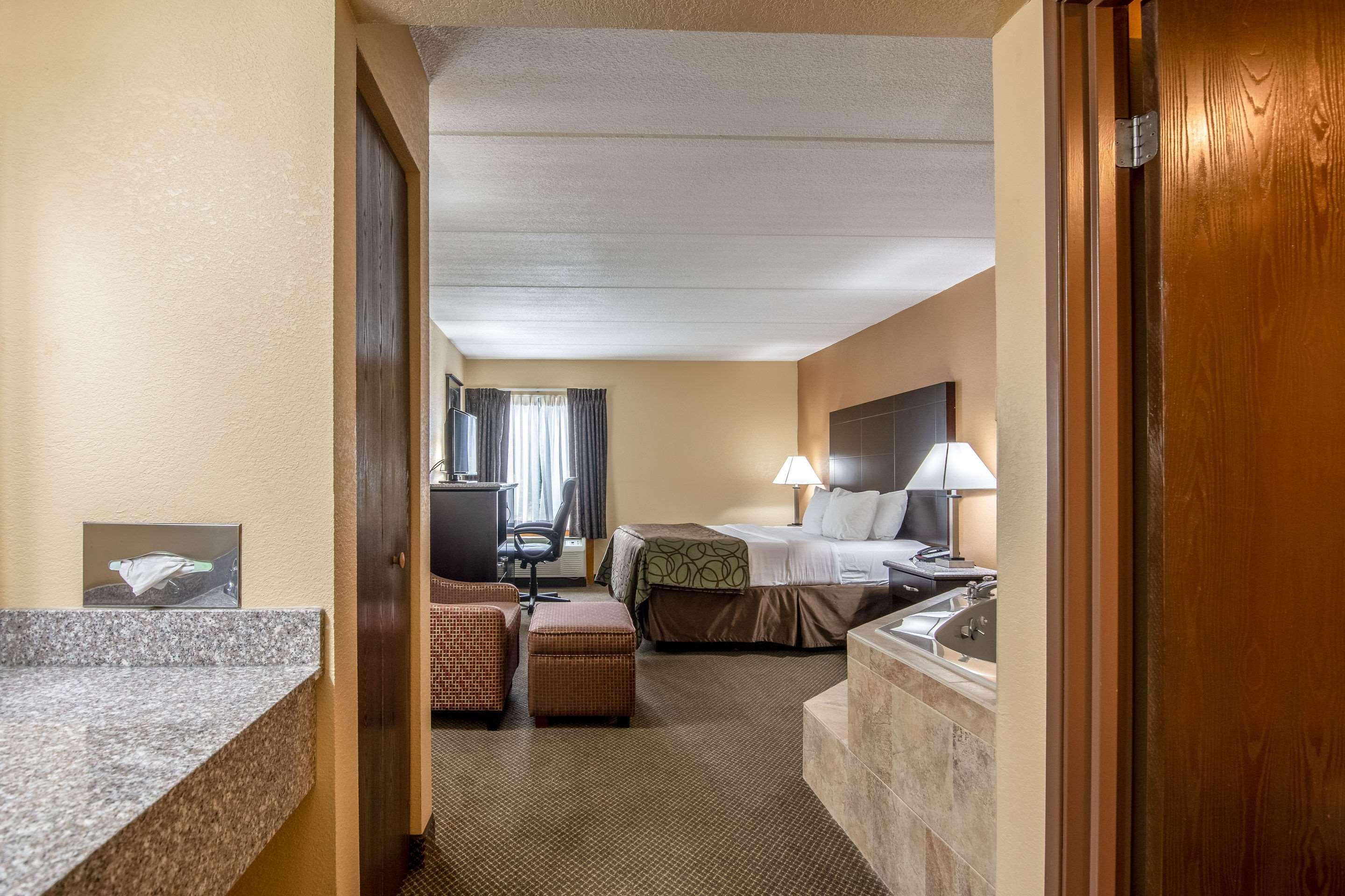 Quality Inn Tully I-81 Exterior foto