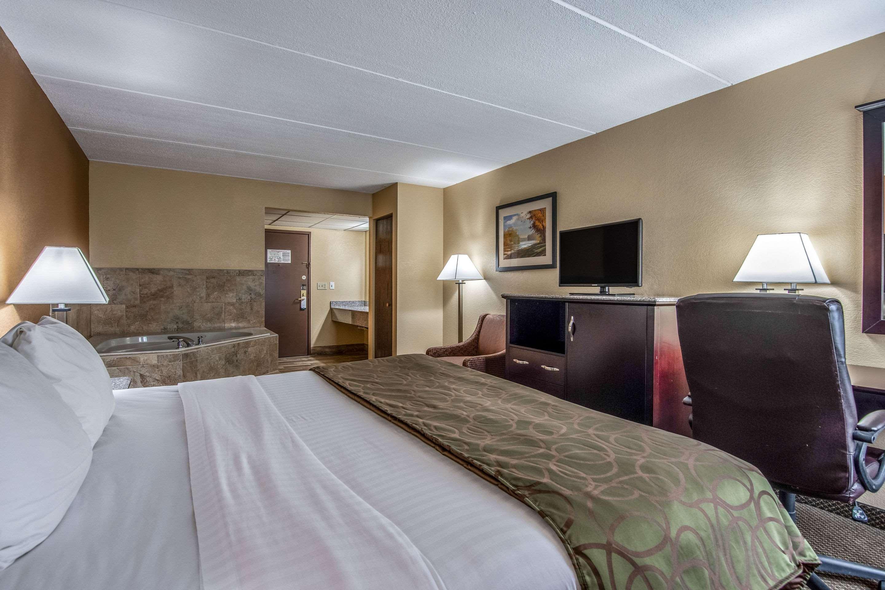 Quality Inn Tully I-81 Exterior foto